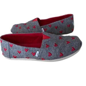 Toms grey heart slip on shoes (6)